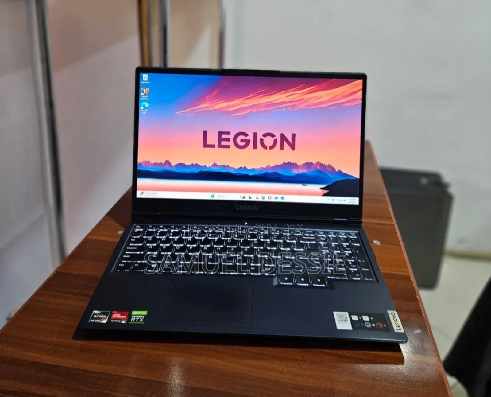 New Laptop Lenovo Legion 5 16GB AMD Ryzen 5 SSD 512GB