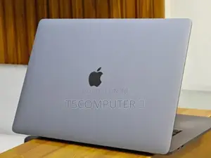 New Laptop Apple MacBook Pro 2019 32GB Intel Core I9 SSD 512GB