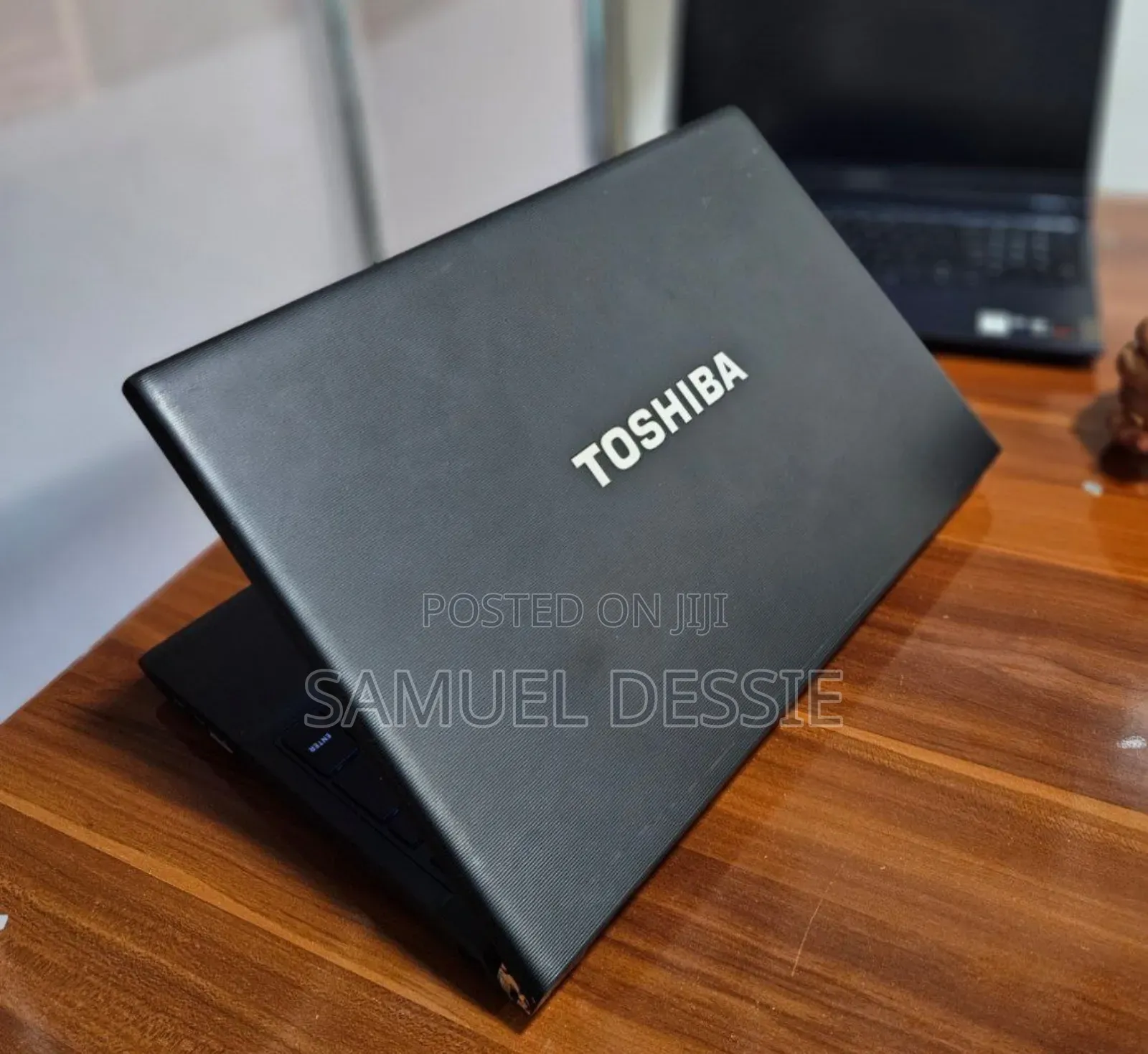 Laptop Toshiba Tecra R950 4GB Intel Core I5 HDD 320GB