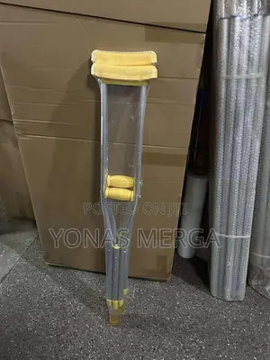 Photo - Crutches/Provide Good Traction. Comfortable, Durable Underarm Pad