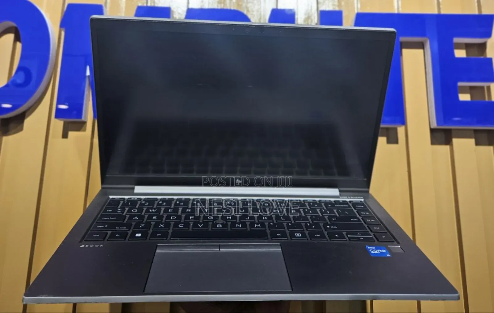 New Laptop HP ZBook Firefly G8 16GB Intel Core I5 SSD 512GB