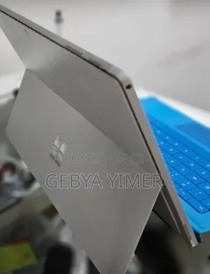 Photo - New Laptop Microsoft Surface 8GB Intel Core I5 SSD 128GB