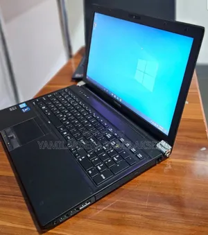 Laptop Toshiba Tecra R950 4GB Intel Core I5 HDD 320GB