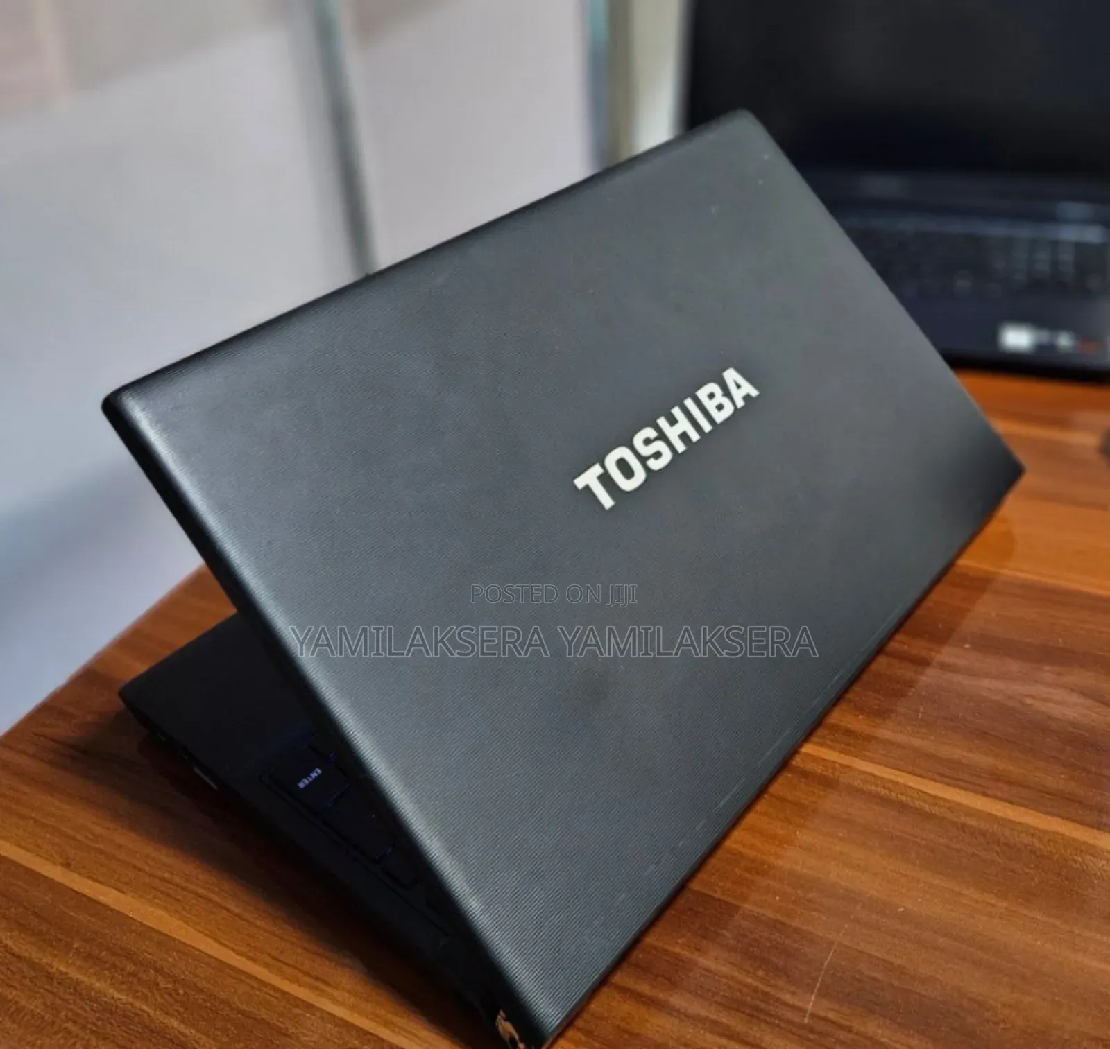Laptop Toshiba Tecra R950 4GB Intel Core I5 HDD 320GB