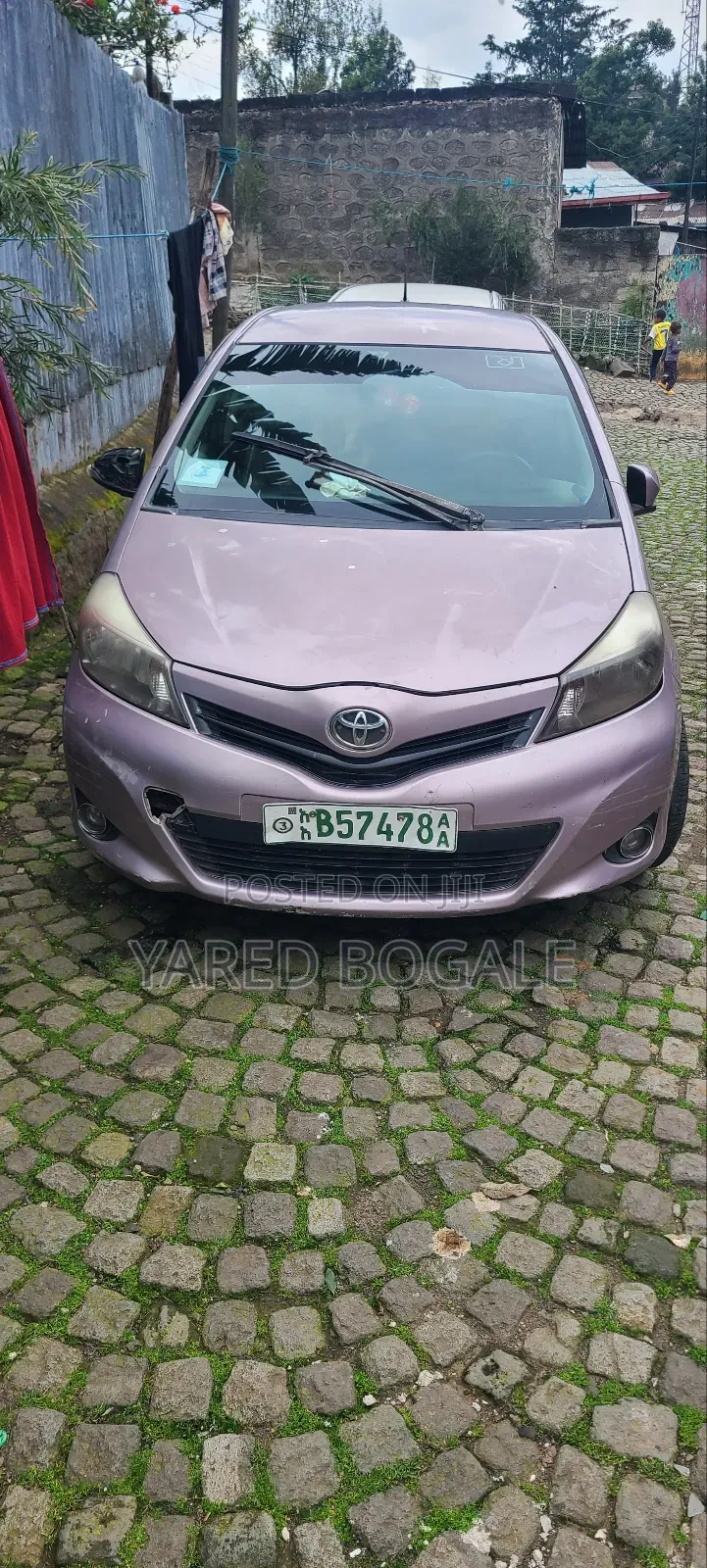 Toyota Yaris 2011 Purple