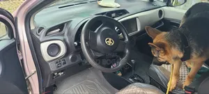 Toyota Yaris 2011 Purple