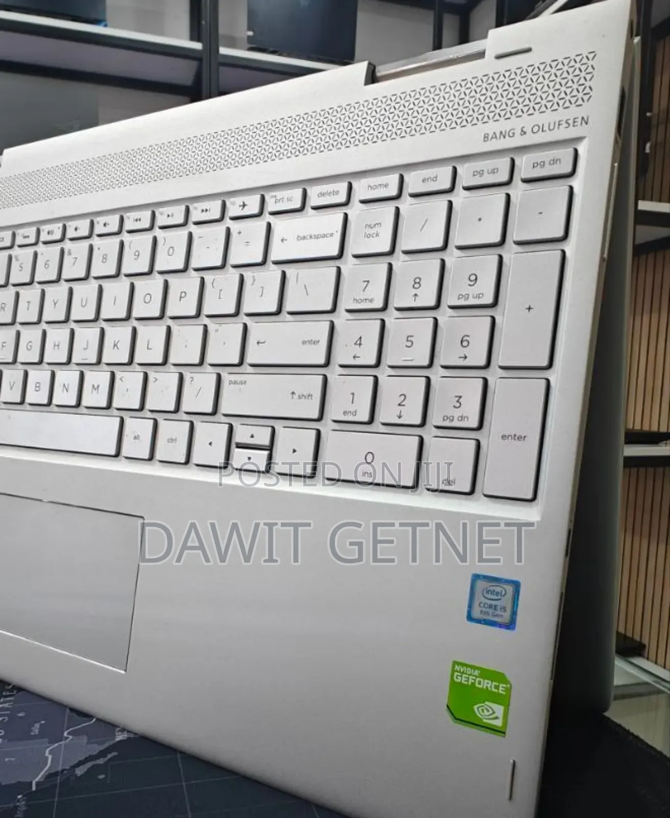 New Laptop HP Envy X360 8GB Intel Core I5 SSD 512GB