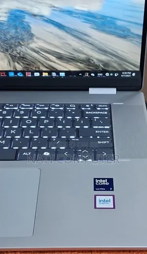 New Laptop HP Envy 17 16GB Intel Core I7 SSD 1T