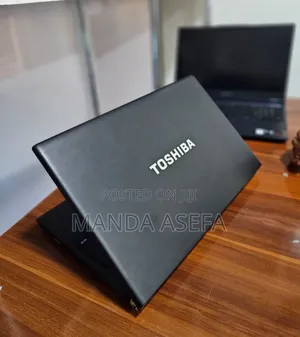 Laptop Toshiba Tecra R950 4GB Intel Core I5 HDD 320GB