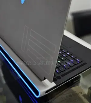 New Laptop Alienware M17x R2 32GB Intel Core i7 SSD 512GB