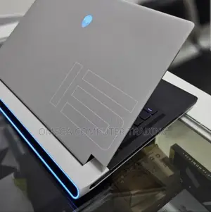 New Laptop Alienware M17x R2 32GB Intel Core i7 SSD 512GB