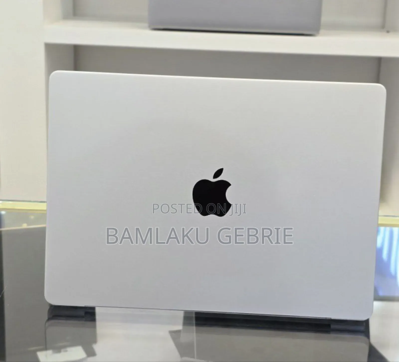 New Laptop Apple MacBook Pro M1 32GB Apple M1 Pro SSD 512GB