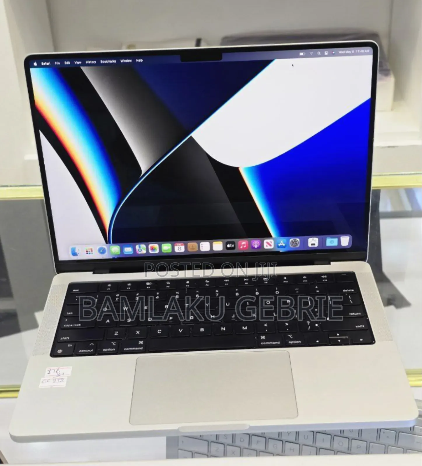 New Laptop Apple MacBook Pro M1 32GB Apple M1 Pro SSD 512GB