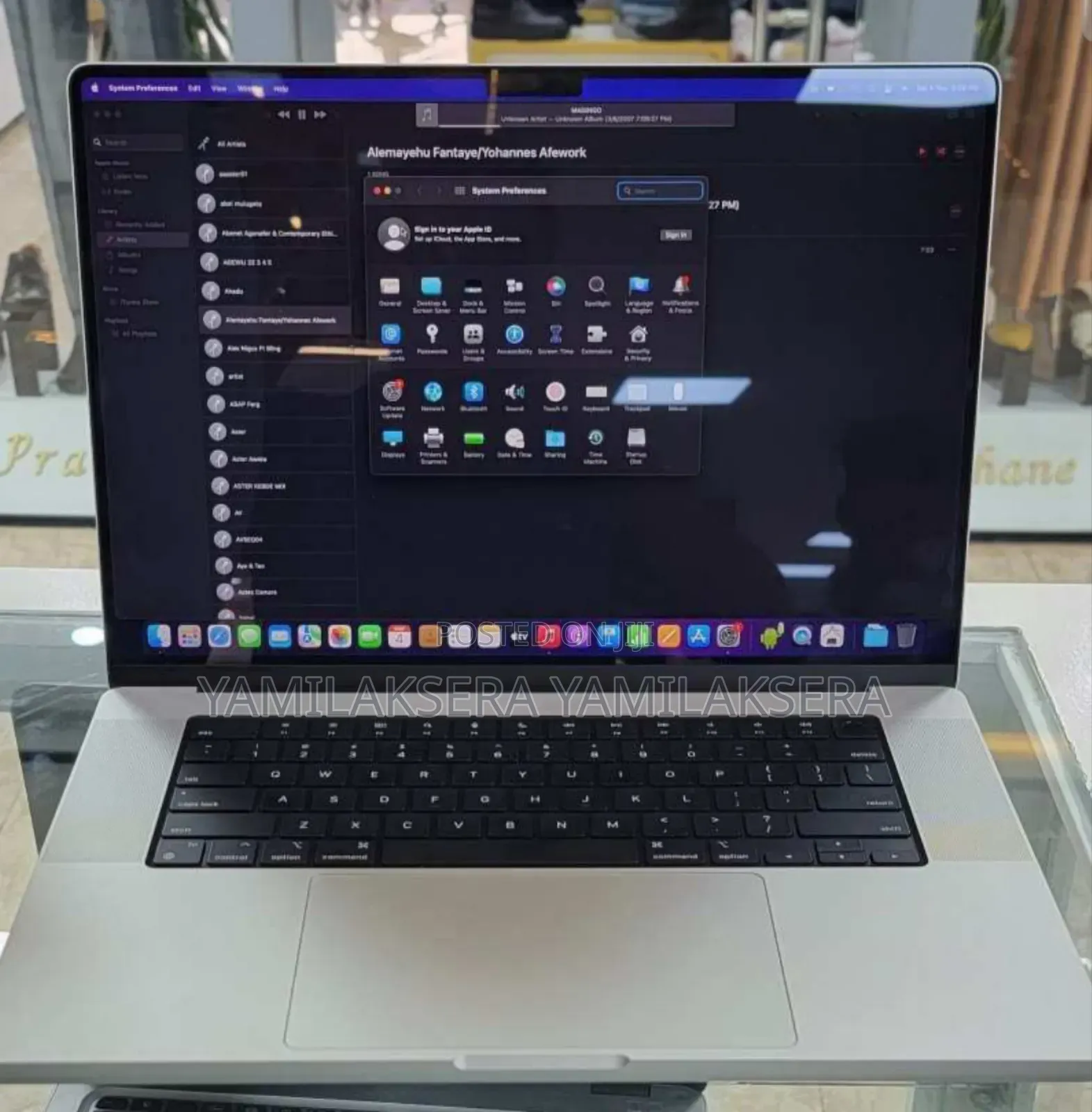 New Laptop Apple MacBook Pro M1 32GB Apple M1 Pro SSD 512GB