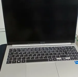 New Laptop Samsung S3510 16GB Intel Core I5 SSD 512GB