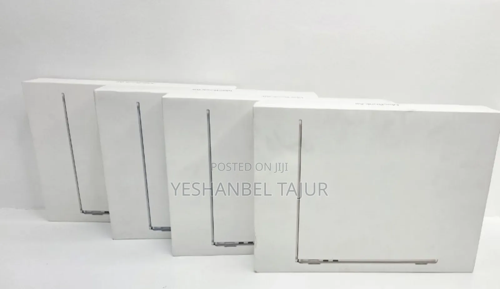 New Laptop Apple MacBook Air 2025 M4 13-Inch 16GB Apple M4 SSD 256GB