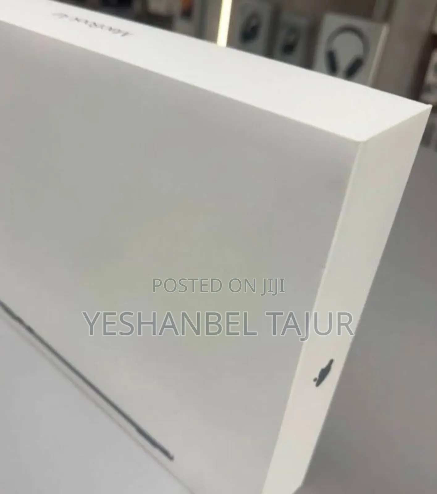 New Laptop Apple MacBook Air 2025 M4 13-Inch 16GB Apple M4 SSD 256GB