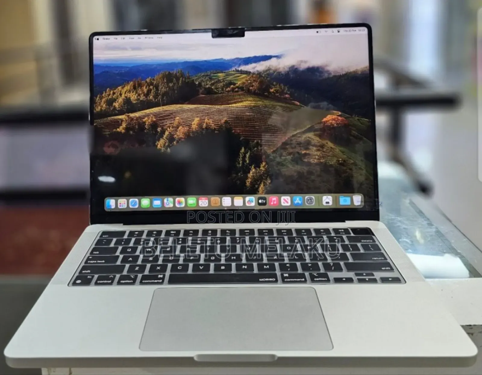 New Laptop Apple MacBook Pro 2023 M3 14-Inch 8GB Apple M3 SSD 512GB