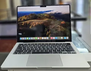 New Laptop Apple MacBook Pro 2023 M3 14-Inch 8GB Apple M3 SSD 512GB