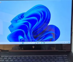 Photo - New Laptop HP Spectre 16GB Intel Core I7 SSD 512GB