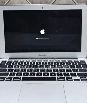 New Laptop Apple MacBook Pro 2015 4GB Intel Core i5 SSD 128GB