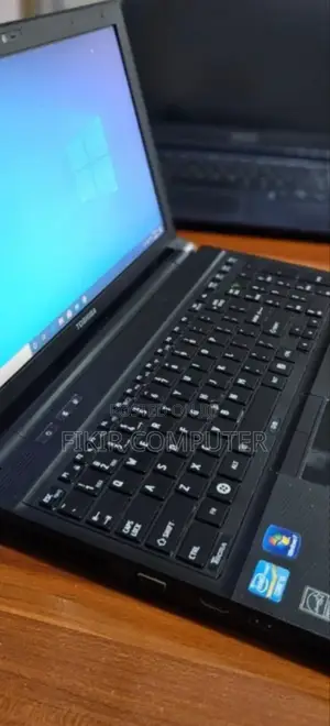 New Laptop Toshiba Tecra R950 4GB Intel Core I5 SSD 320GB