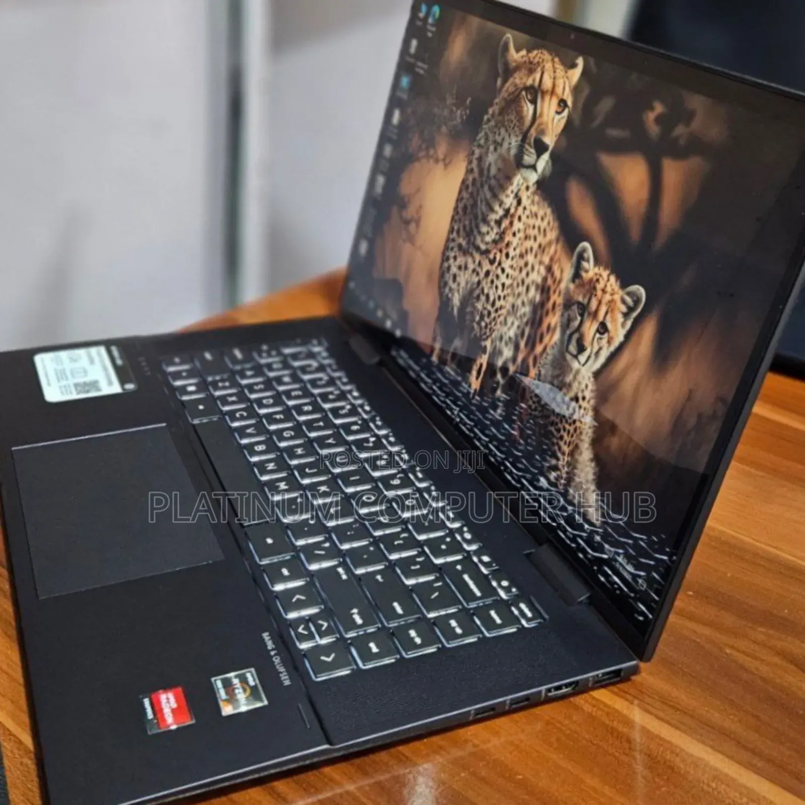 New Laptop HP Envy X360 16GB AMD Ryzen 5 SSD 512GB