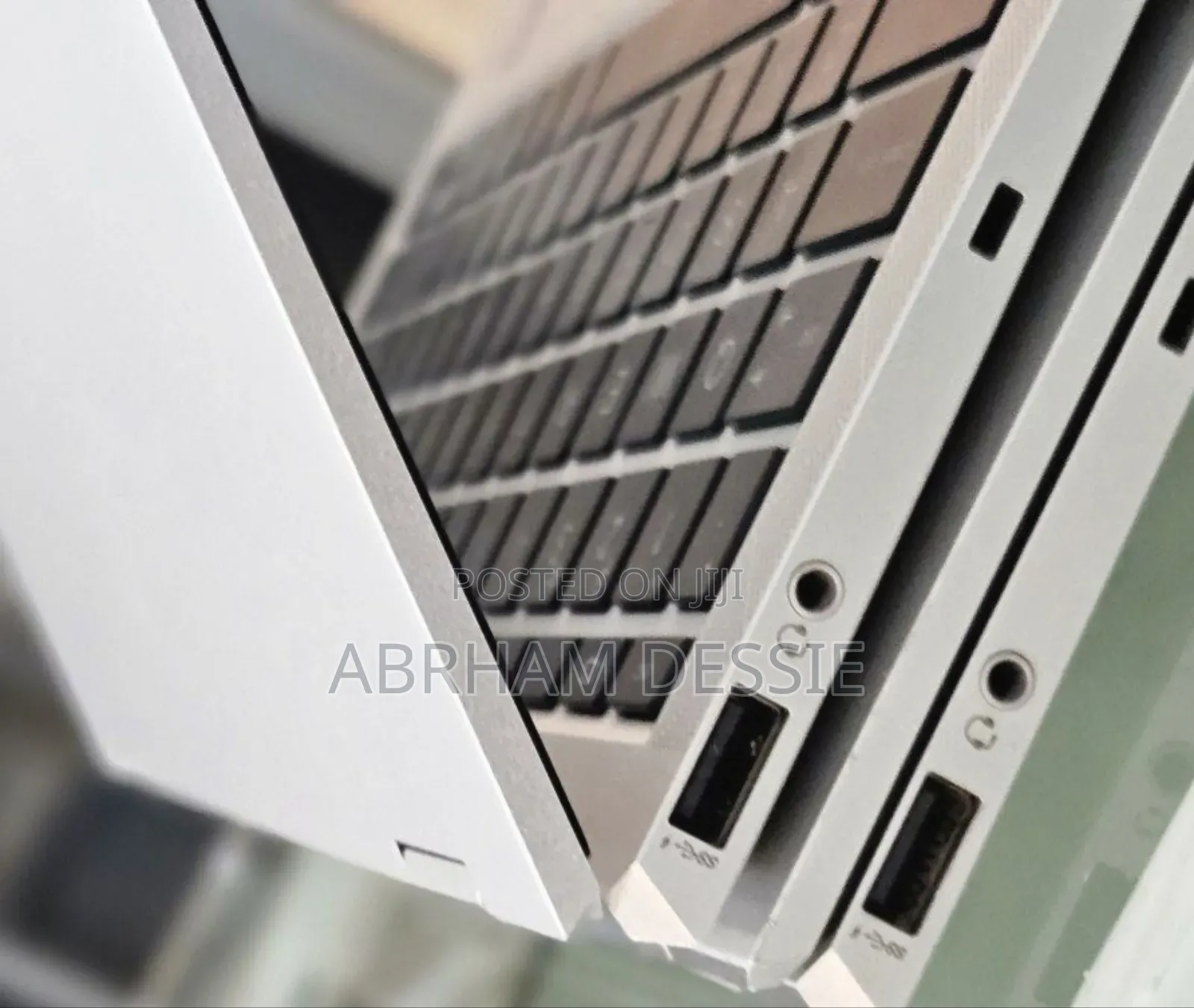 New Laptop HP EliteBook 1040 G8 16GB Intel Core I7 SSD 512GB