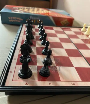 Magnetic Foldable Chessboard