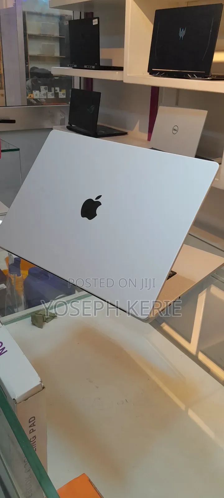 New Laptop Apple MacBook Pro M1 16GB Apple M1 Pro SSD 1T