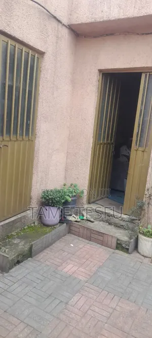 Furnished 3bdrm House in ወሰን, Bole for sale