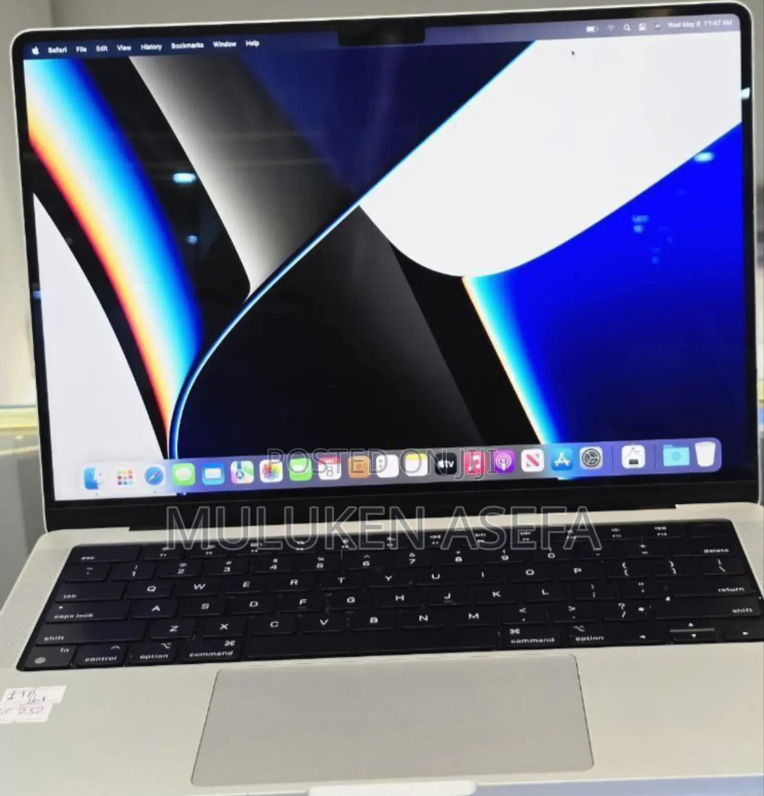 New Laptop Apple MacBook Pro M1 32GB Apple M1 Pro SSD 512GB
