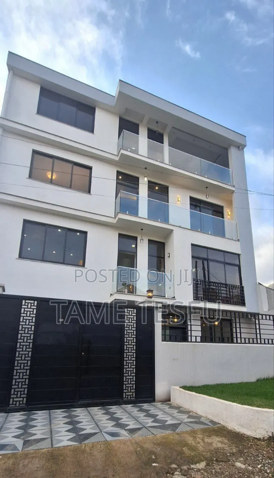 Furnished 8bdrm House in Cmc Sunshine, Bole for sale