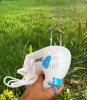 Dessini Hand Mixer ኬክ ፣ ክሬም