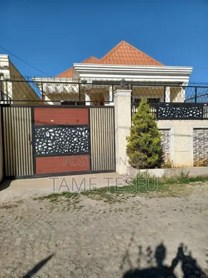 Furnished 3bdrm Villa in ሀያት, Yeka for sale