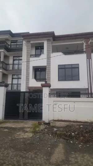Furnished 8bdrm House in ሀያት, Bole for sale