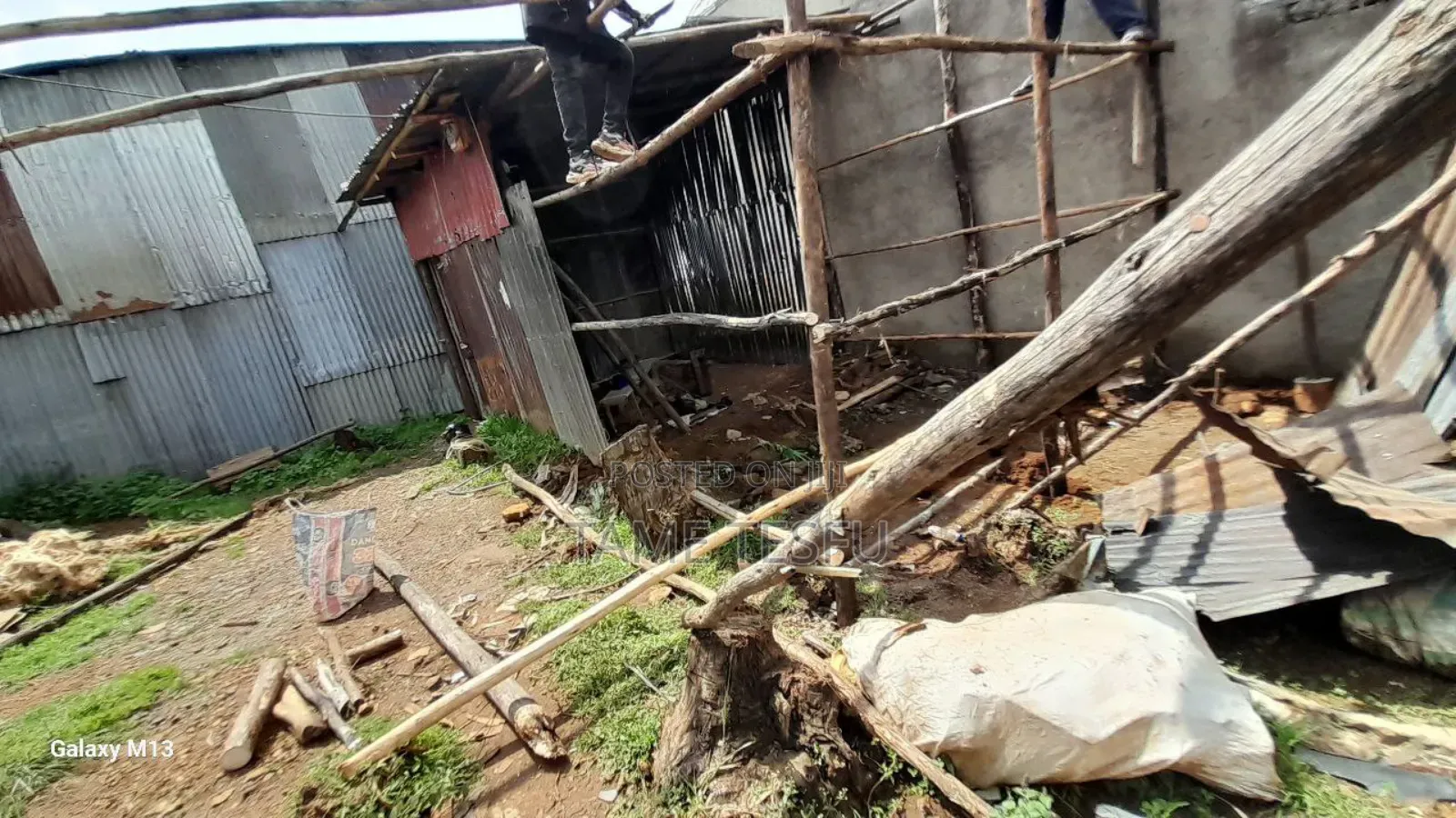 2bdrm House in ላምበረት አራራት, Yeka for sale