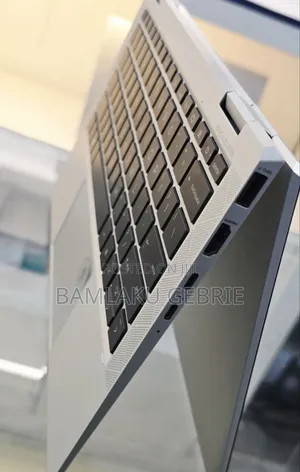 New Laptop HP EliteBook 1040 G8 16GB Intel Core I7 SSD 512GB