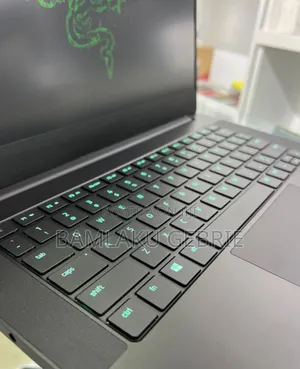 New Laptop Razer Blade 16GB AMD Ryzen 9 SSD 1T