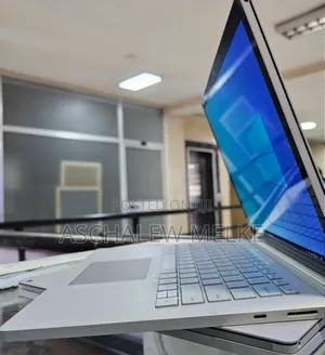 Photo - New Laptop Microsoft Surface Book 3 16GB Intel Core I7 SSD 256GB