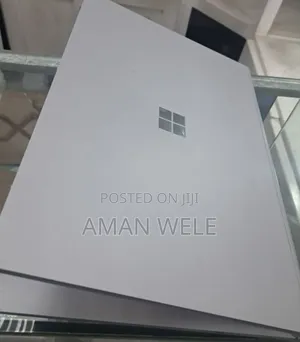 New Laptop Microsoft Surface Pro 7 8GB Intel SSD 256GB