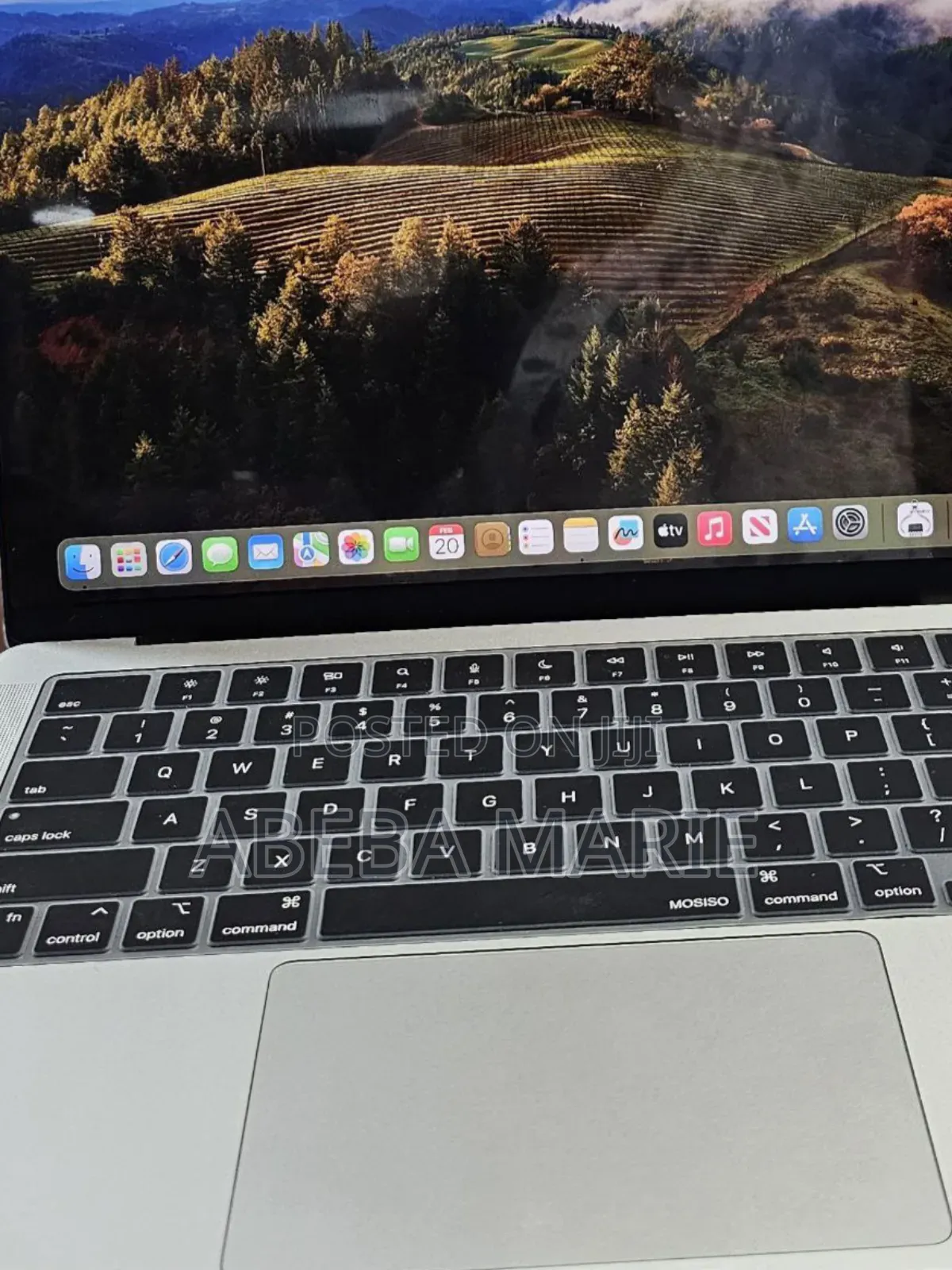 New Laptop Apple MacBook Pro 2024 M3 14-Inch 8GB Apple M4 SSD 512GB