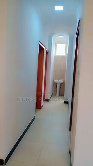 Furnished 2bdrm Apartment in Apartment, Yeka for rent