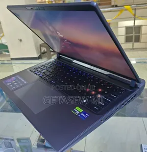 New Laptop MSI Vector 16 HX AI A2XWIG 16GB Intel Core I9 SSD 1T