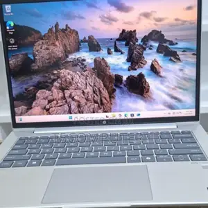 New Laptop HP ProBook 440 G10 16GB Intel Core I7 SSD 512GB