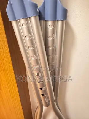 Crutches輝領crutches盍፬weight Rated To 150kg Per Crutch¿፱latex Grey Pads