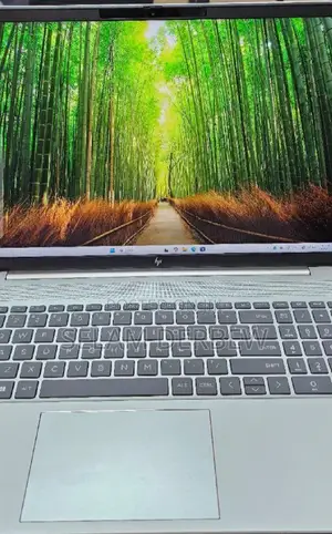 Photo - New Laptop HP Pavilion 15t 16GB Intel Core I7 SSD 1T