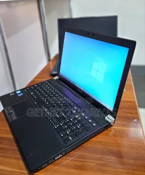 New Laptop Toshiba Tecra R950 4GB Intel Core I5 SSD 320GB