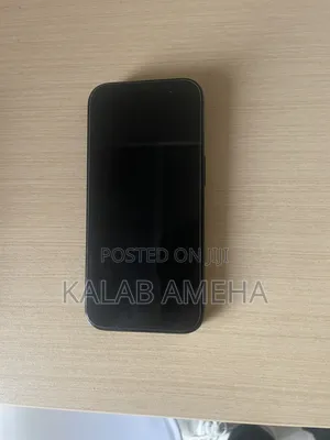 Photo - Apple iPhone 16 Pro 128 GB Black