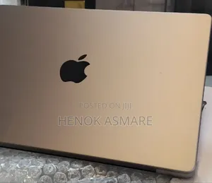 Photo - New Laptop Apple MacBook Pro 2019 16GB Apple M1 Pro SSD 512GB